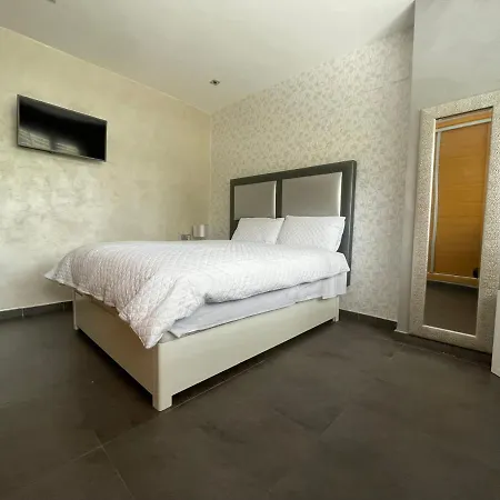 Comodo Apartamento A Pie De Carretera Alhendin Exterior photo
